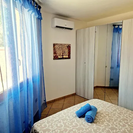 Dimora Rena Dorada - In Pula, Sardinia, Italy פולה